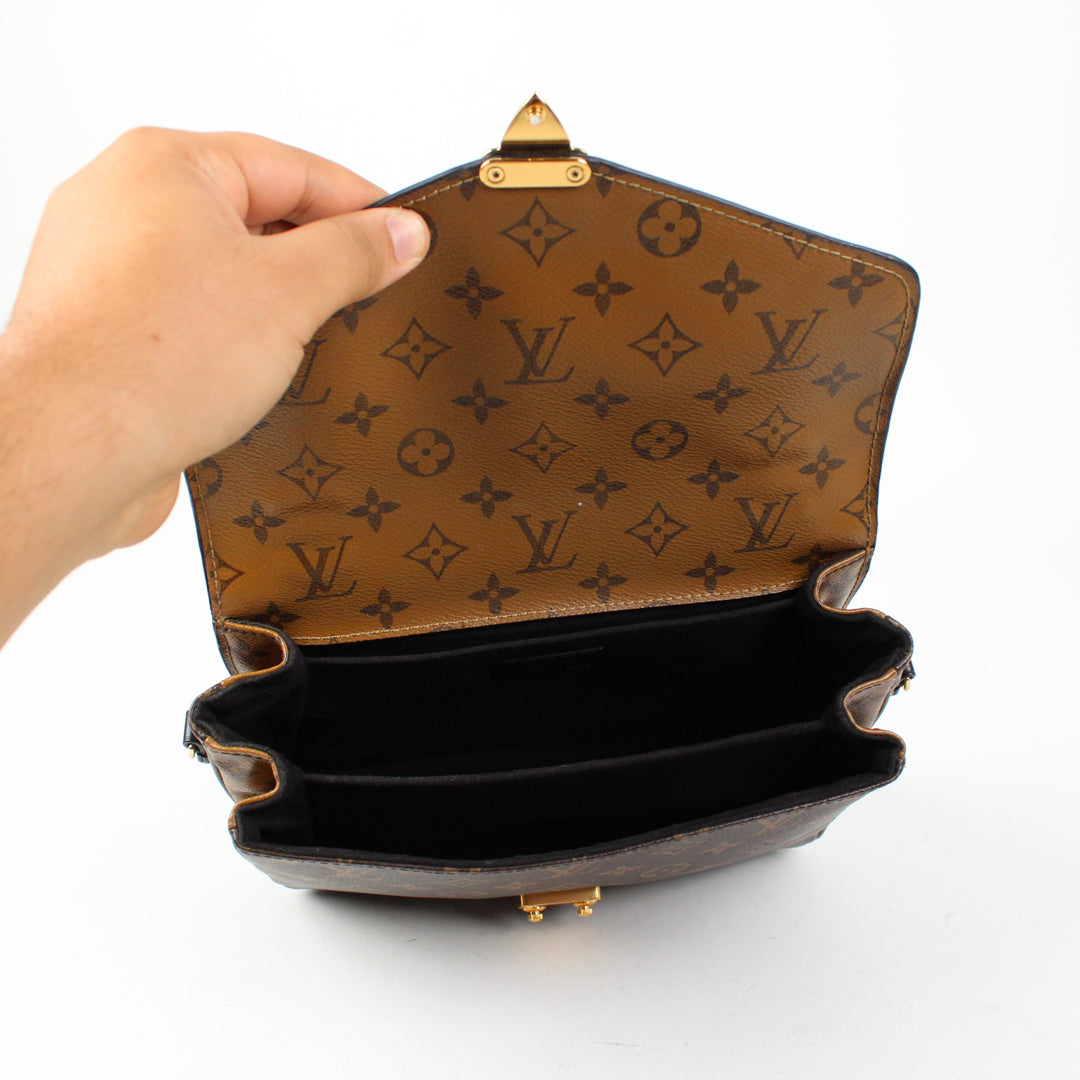 Louis Vuitton  Pochette Mètis Reverse