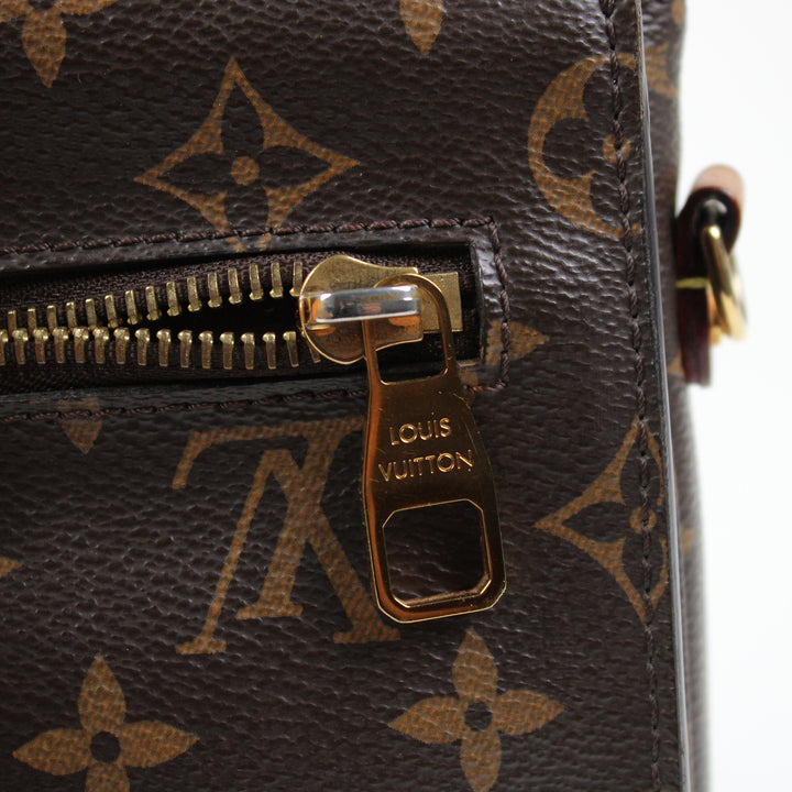 Louis Vuitton Pochette Mètis