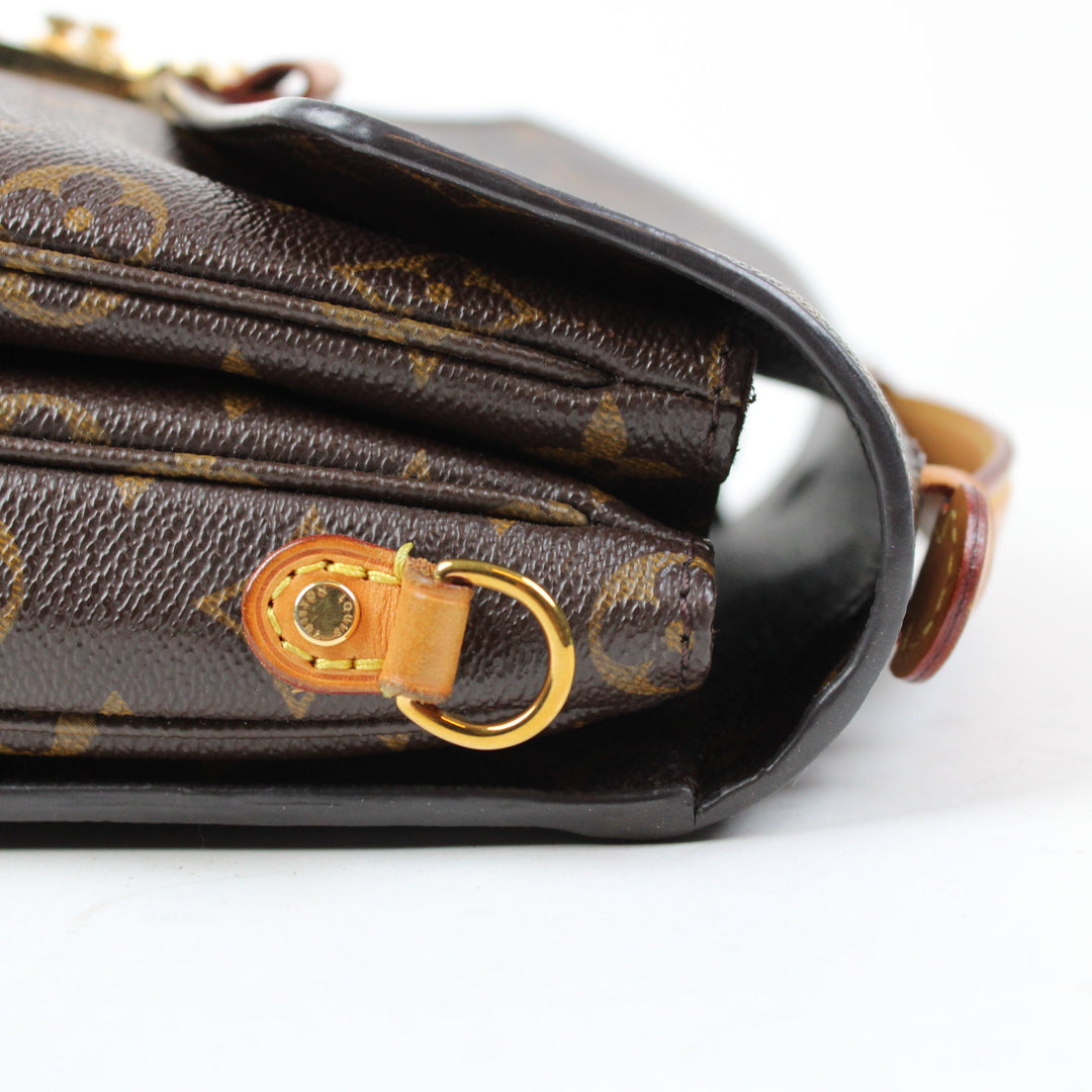 Louis Vuitton Pochette Mètis