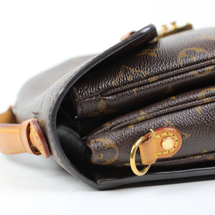 Louis Vuitton Pochette Mètis