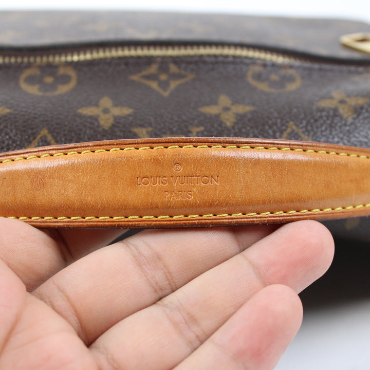 Louis Vuitton Pochette Mètis
