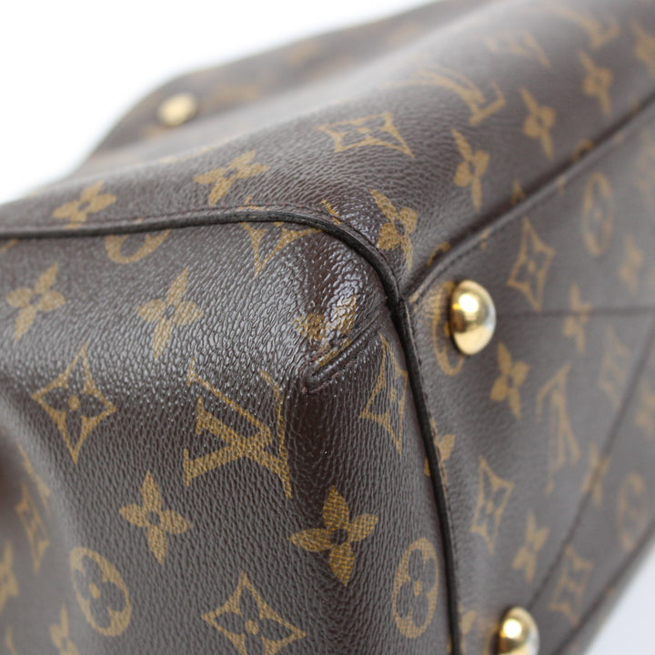 Louis Vuitton Montaigne MM