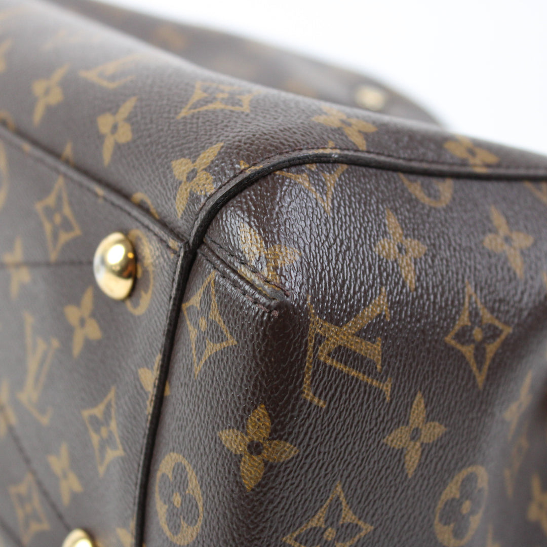 Louis Vuitton Montaigne MM