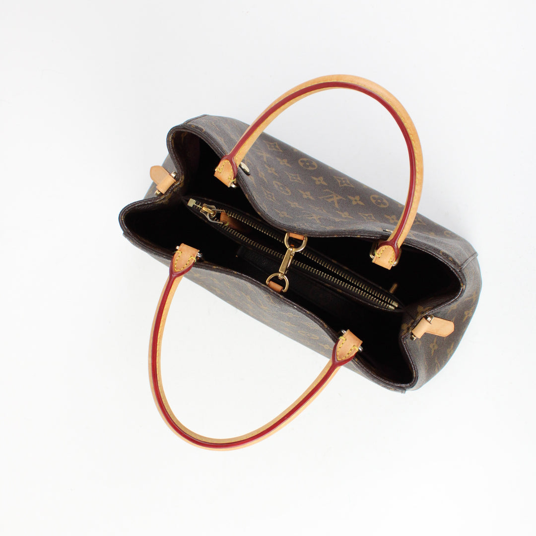 Louis Vuitton Montaigne MM