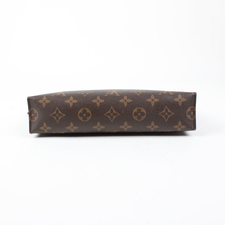 Louis Vuitton Pochette Toilette 26