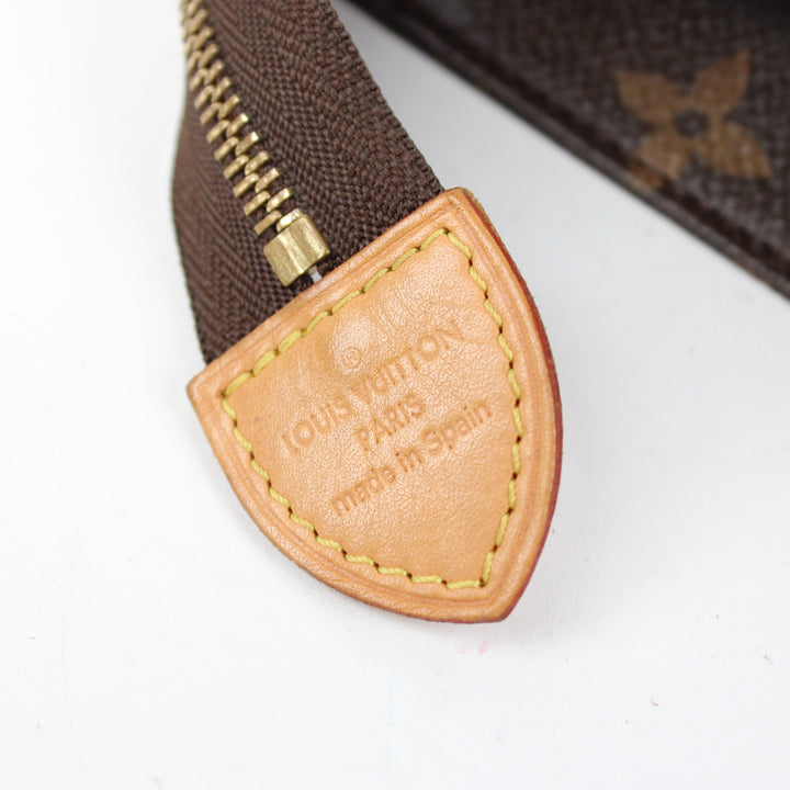 Louis Vuitton Pochette Toilette 26