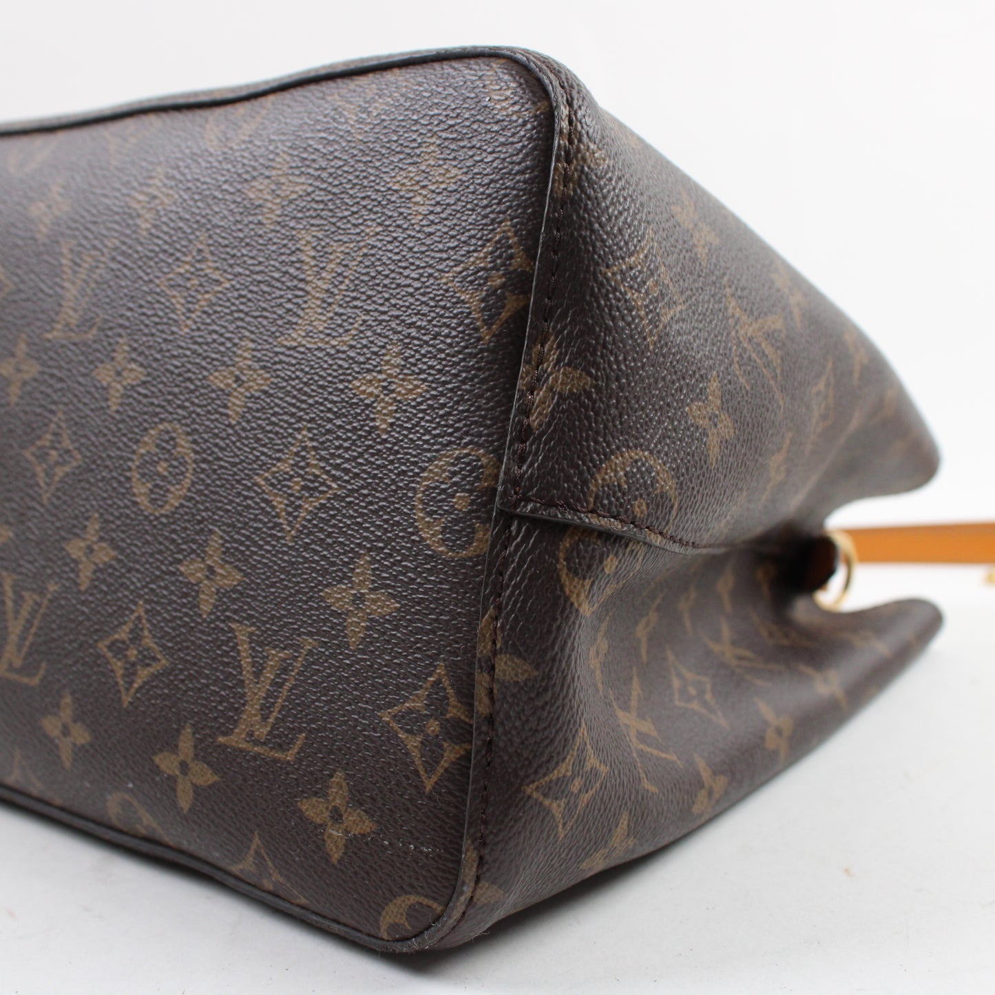 Louis Vuitton Neo Noe MM