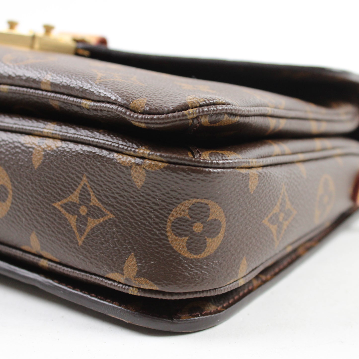 Louis Vuitton Pochette Metis In Monogram