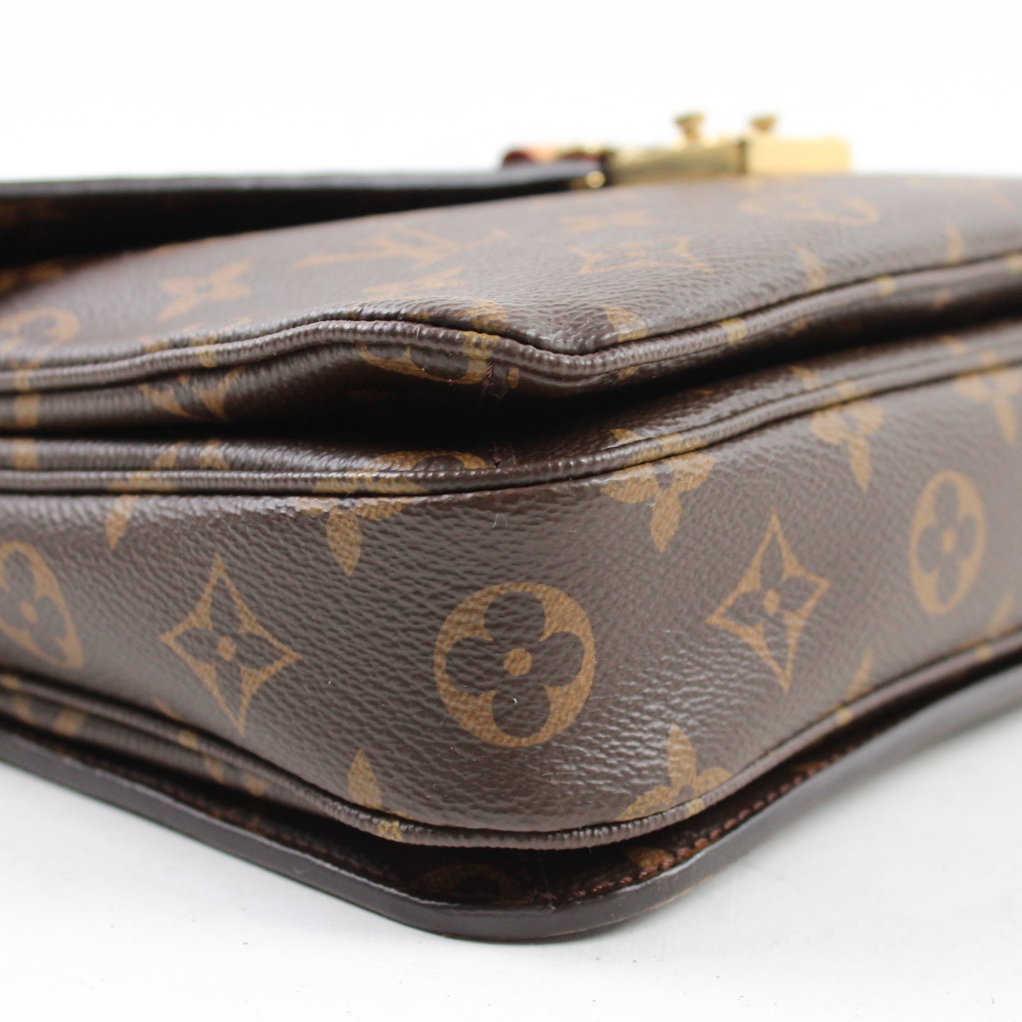 Louis Vuitton Pochette Metis In Monogram