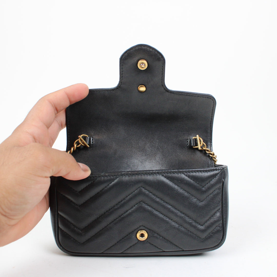 Gucci GG Marmont Super Mini