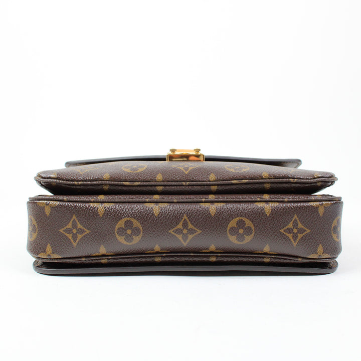 Louis Vuitton Pochette Mètis