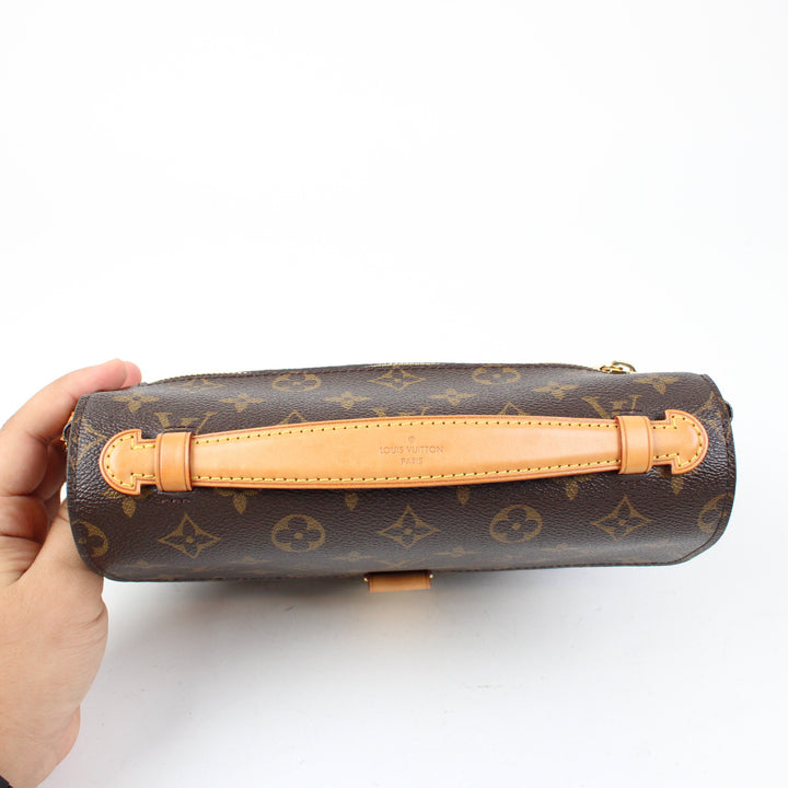 Louis Vuitton Pochette Mètis