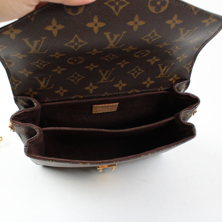 Louis Vuitton Pochette Mètis