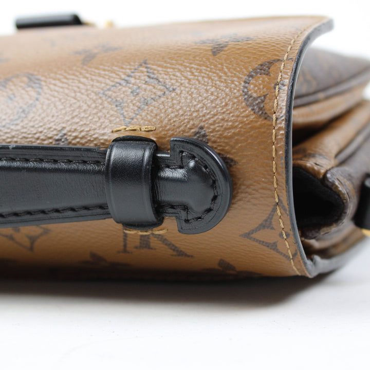 Louis Vuitton Pochette Mètis Reverse