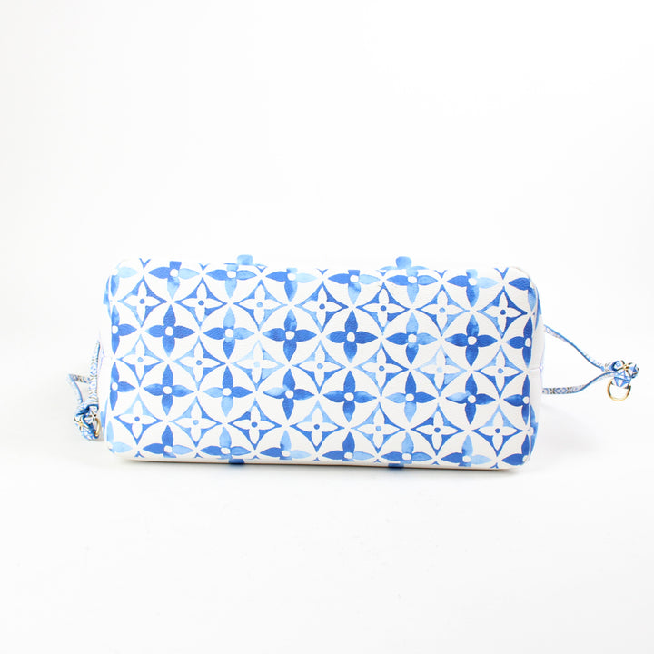 Louis Vuitton Neverfull MM By The Pool