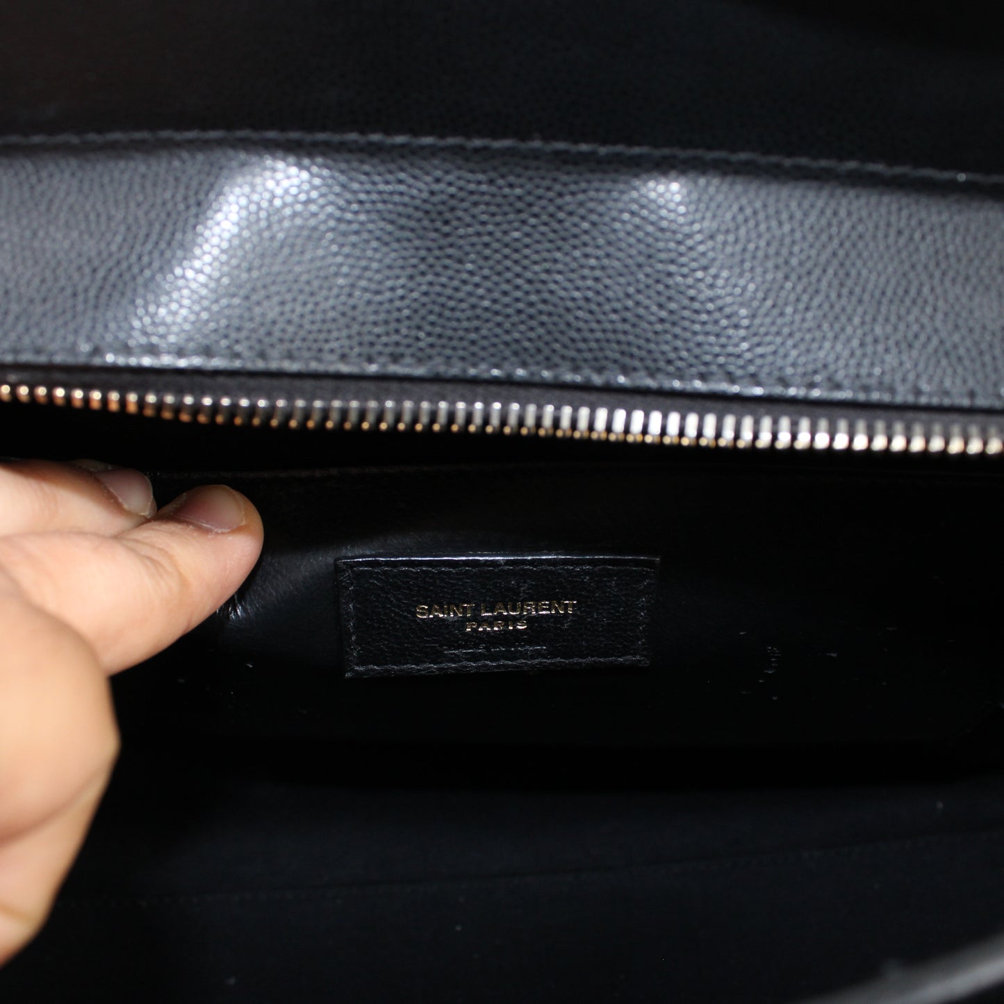 Saint Laurent Uptown Tote Media