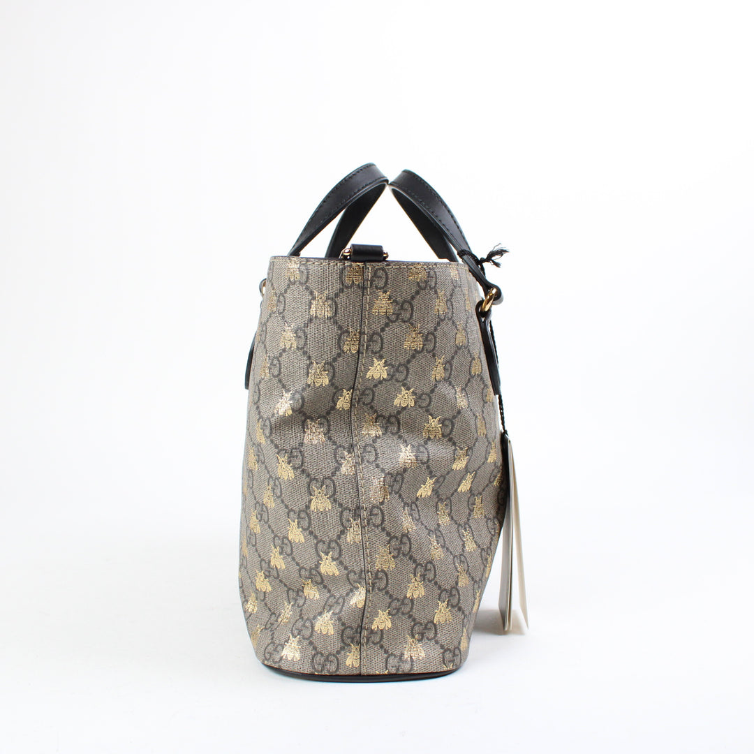 Gucci GG Supreme con Api
