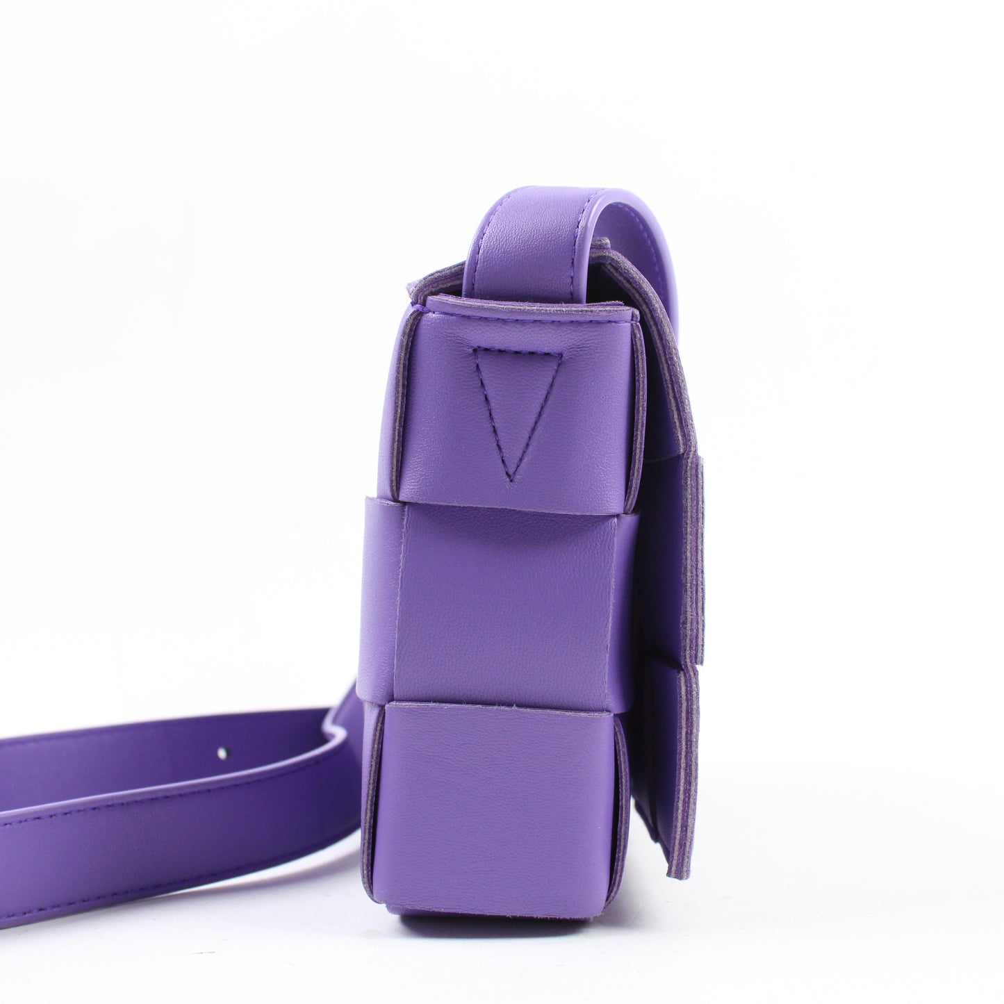 Bottega Veneta Cassette Viola