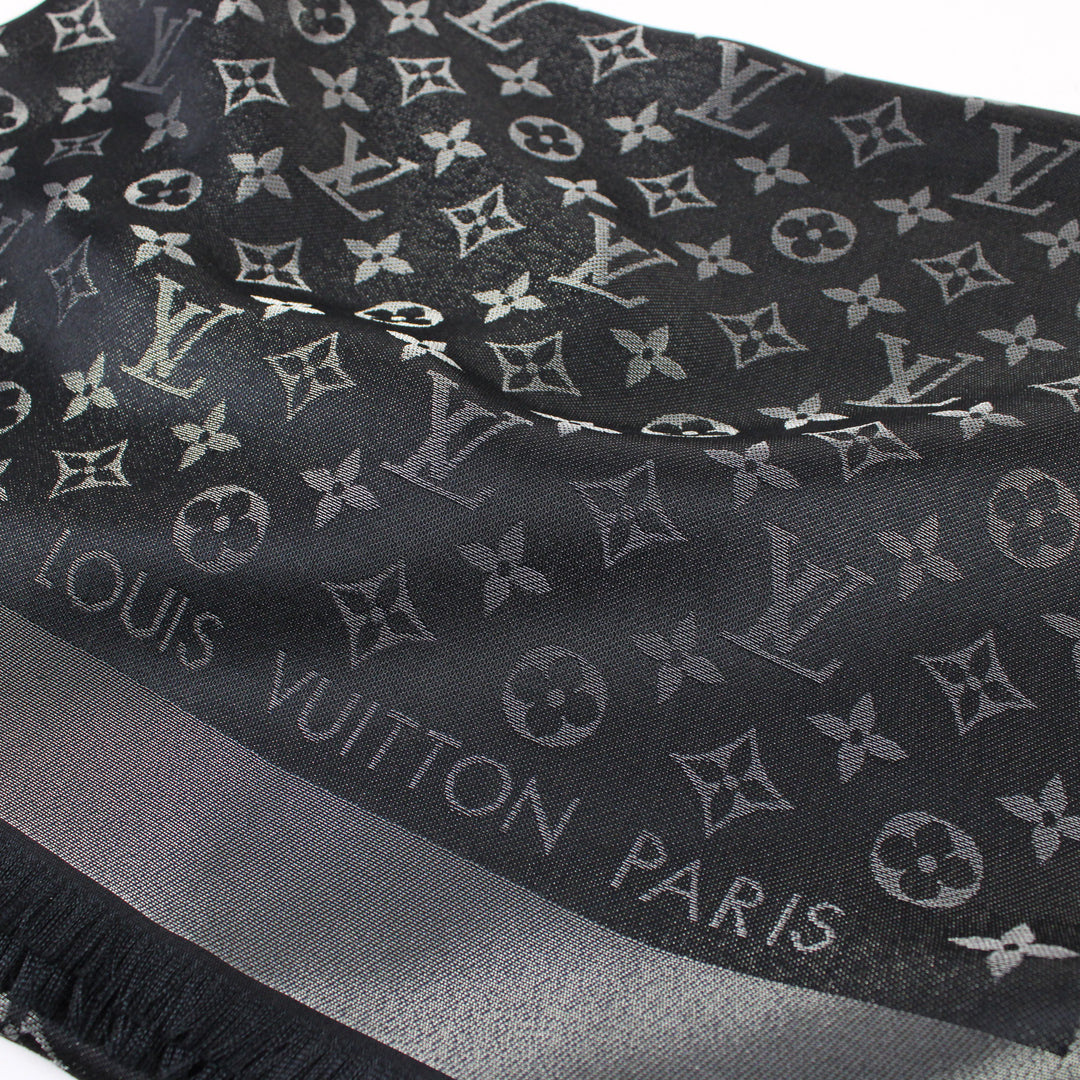 Louis Vuitton Scialle Shine Monogram M75123