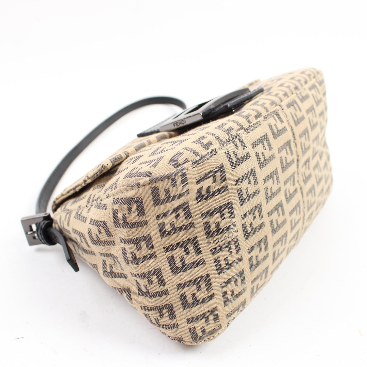 Fendi Mamma Baguette Mini