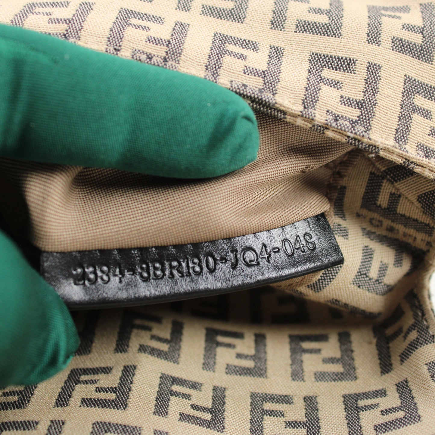 Fendi Mamma Baguette Mini