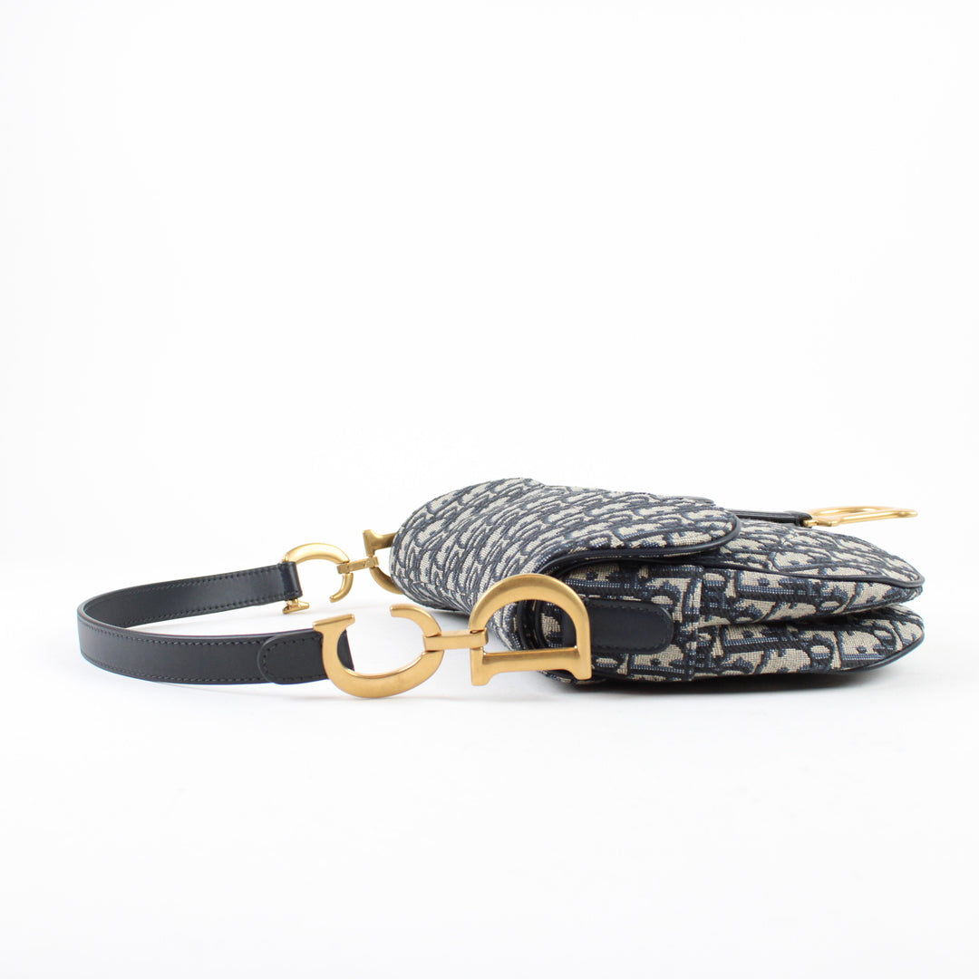 ChristIan Dior Saddle Media
