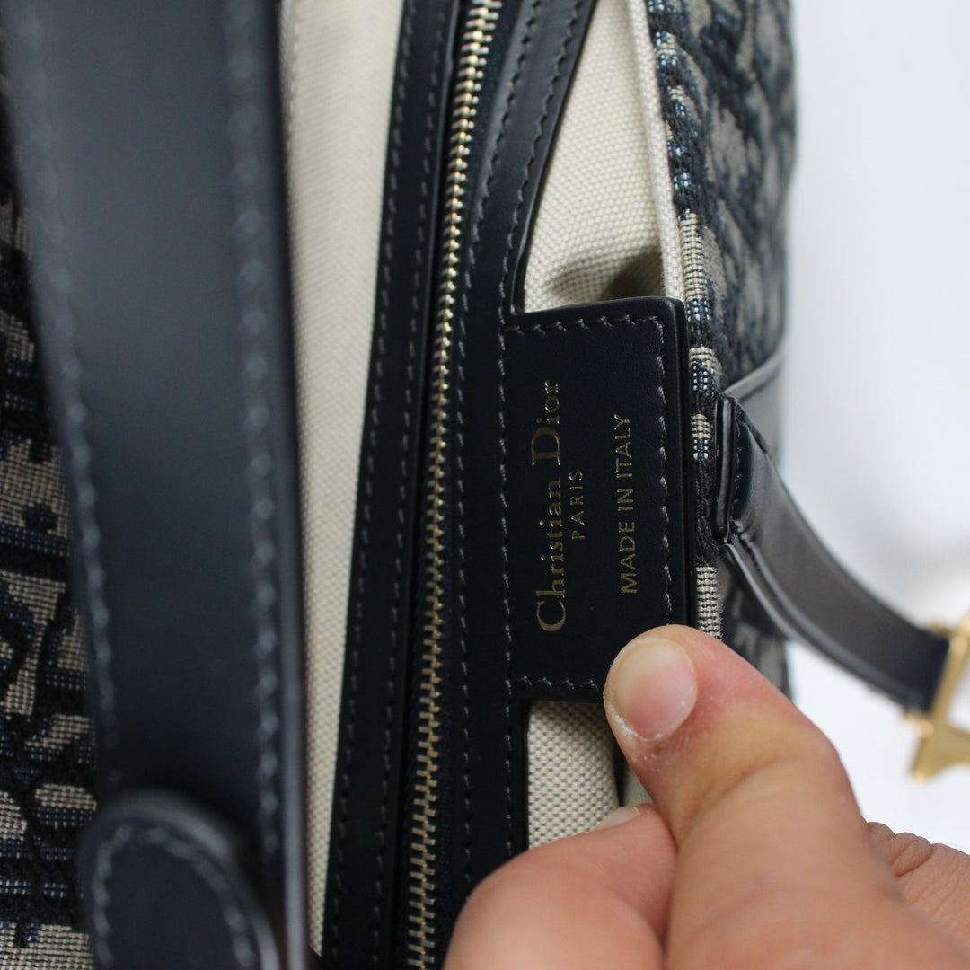 ChristIan Dior Saddle Media