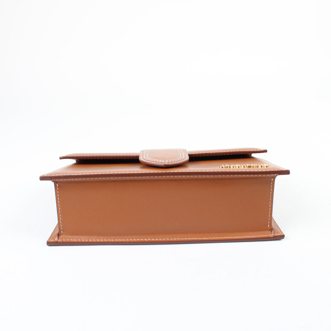 Jacquemus Le Grand Bambino