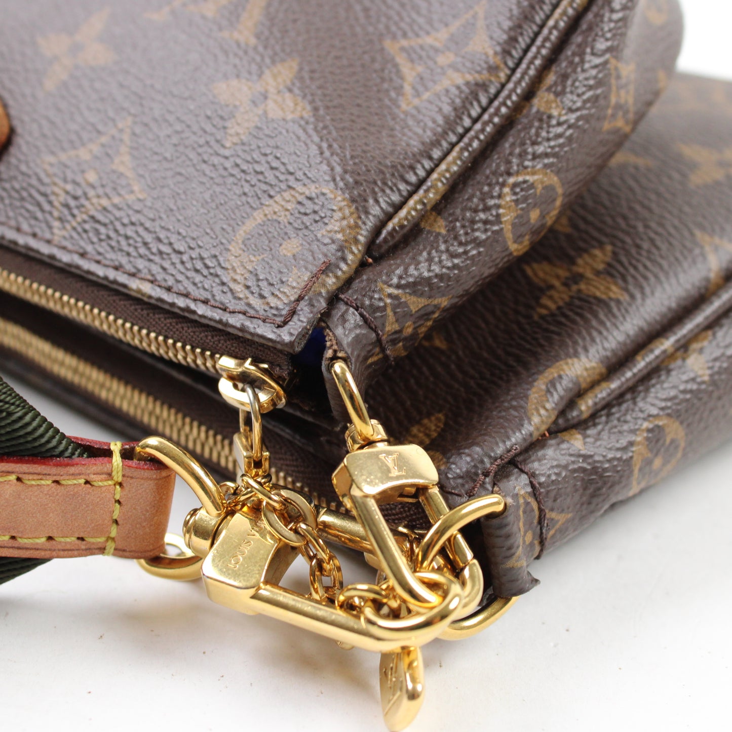 Louis Vuitton Multipochette Accessories