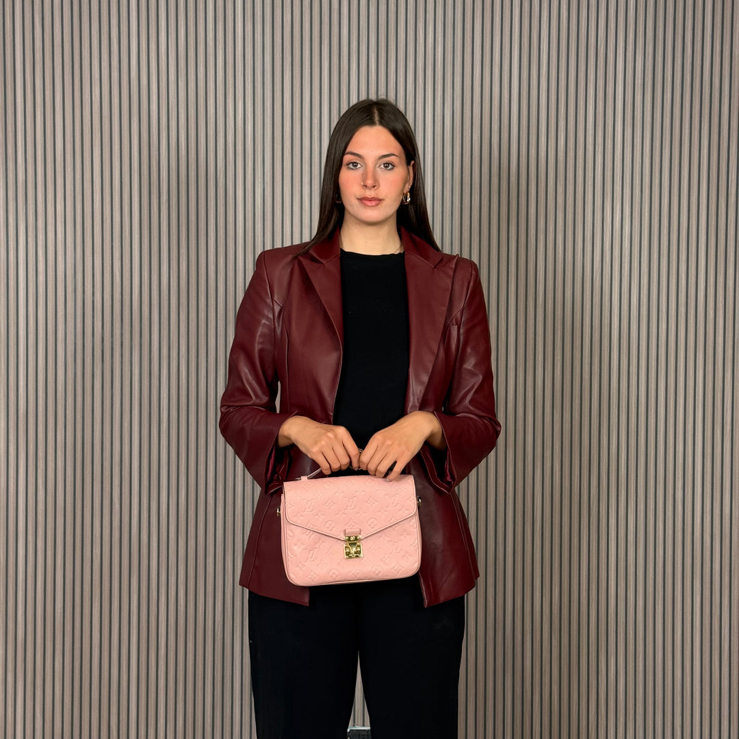 Louis Vuitton Pochette Metis