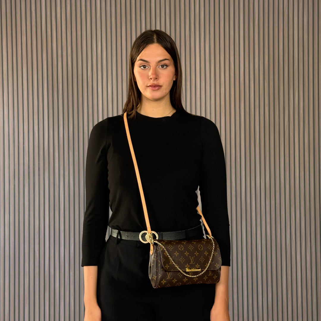 Louis Vuitton Pochette Favorite