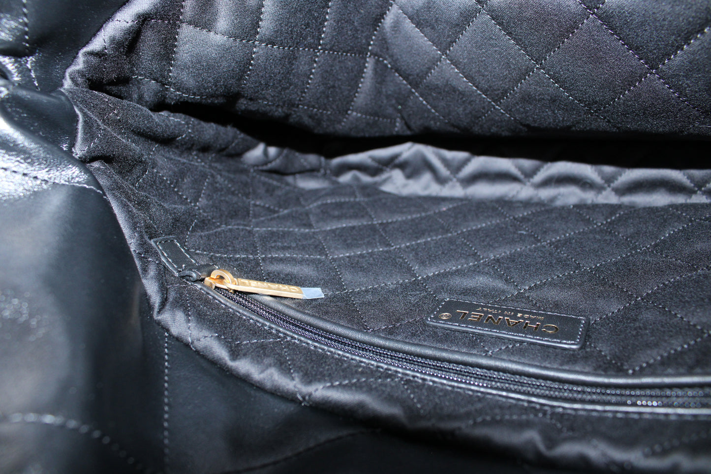 Chanel 22 Small