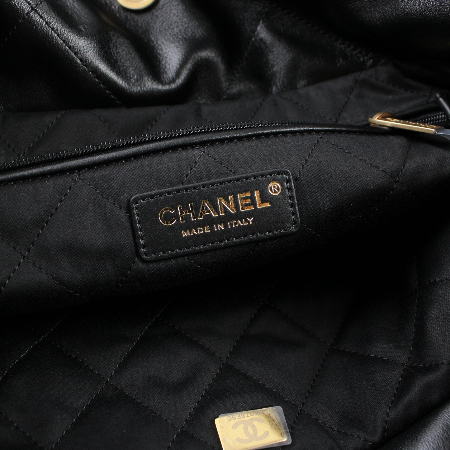 Chanel 22 Small