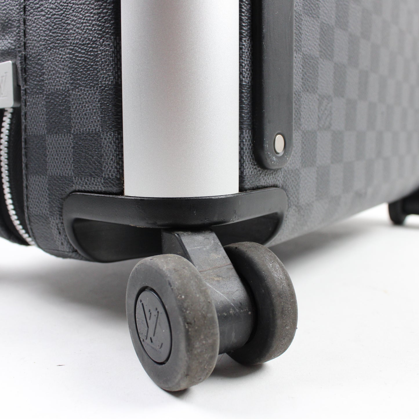 Louis Vuitton Trolley Horizon 55