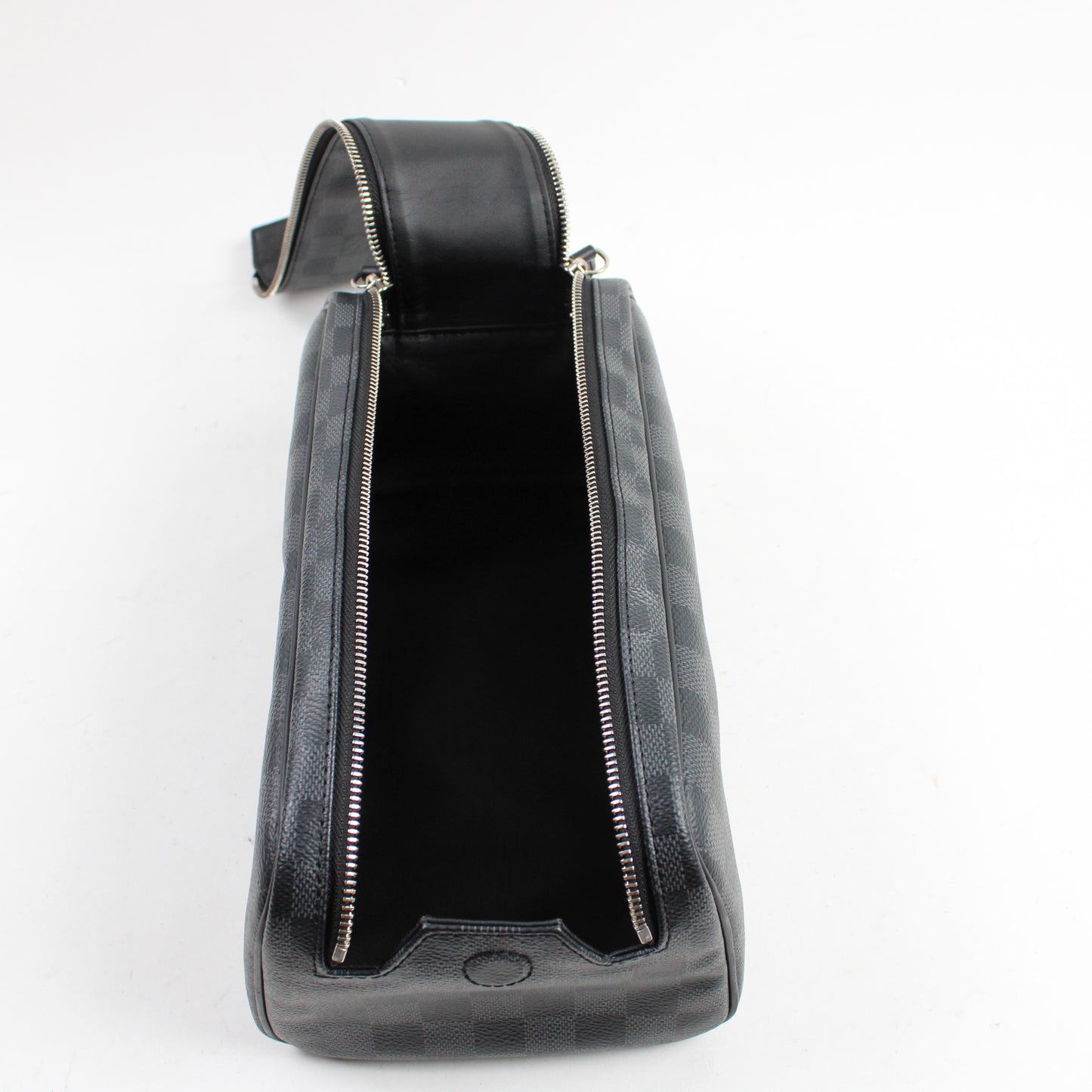 Louis Vuitton Trousse Toilette Dopp Kit