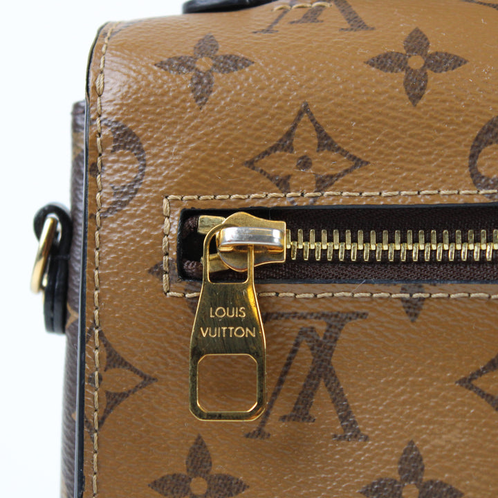 Louis Vuitton Pochette Mètis Reverse