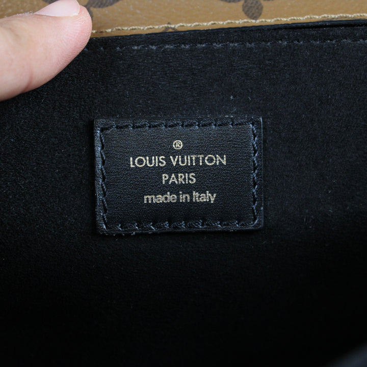 Louis Vuitton Pochette Mètis Reverse