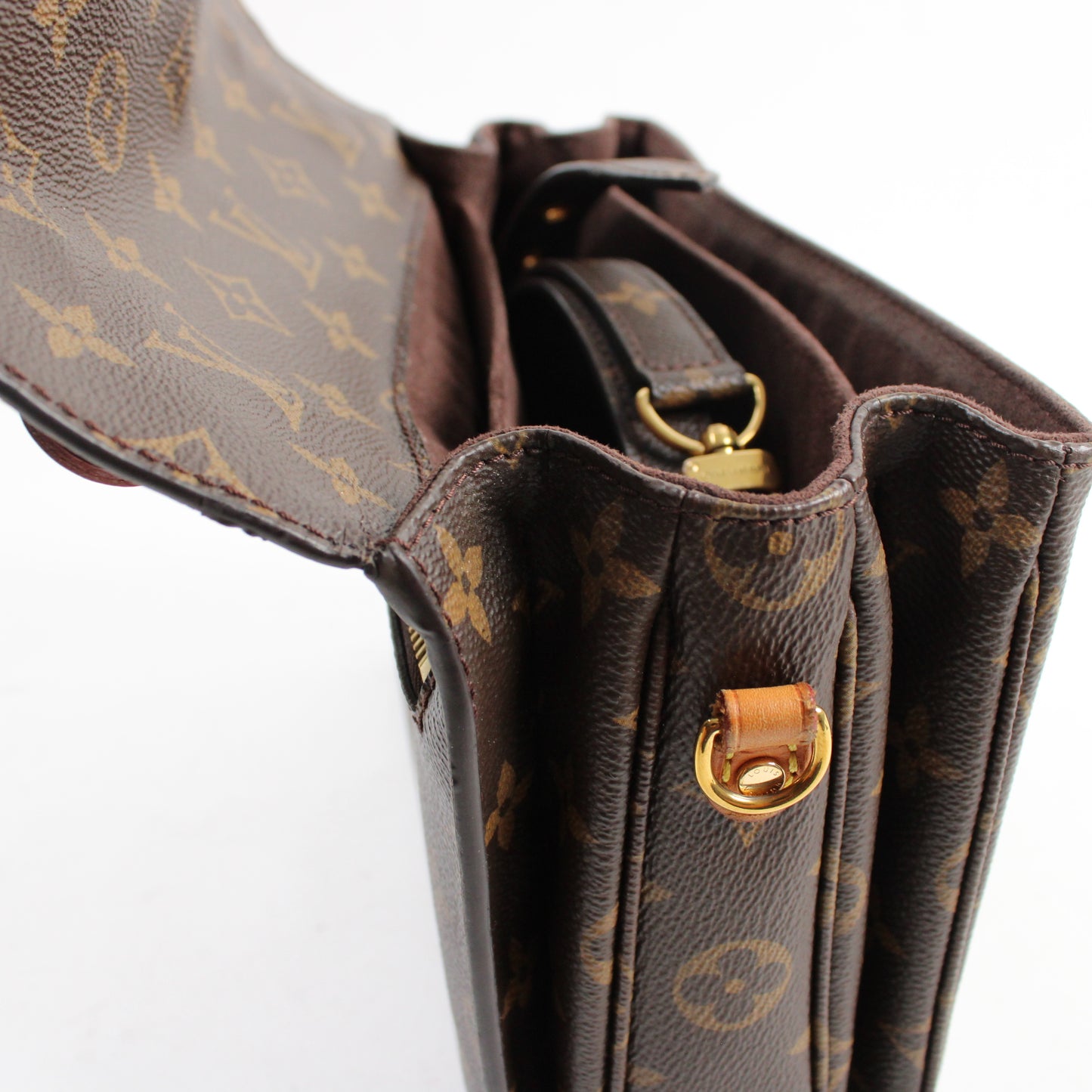 Louis Vuitton Pochette Mètis Monogram