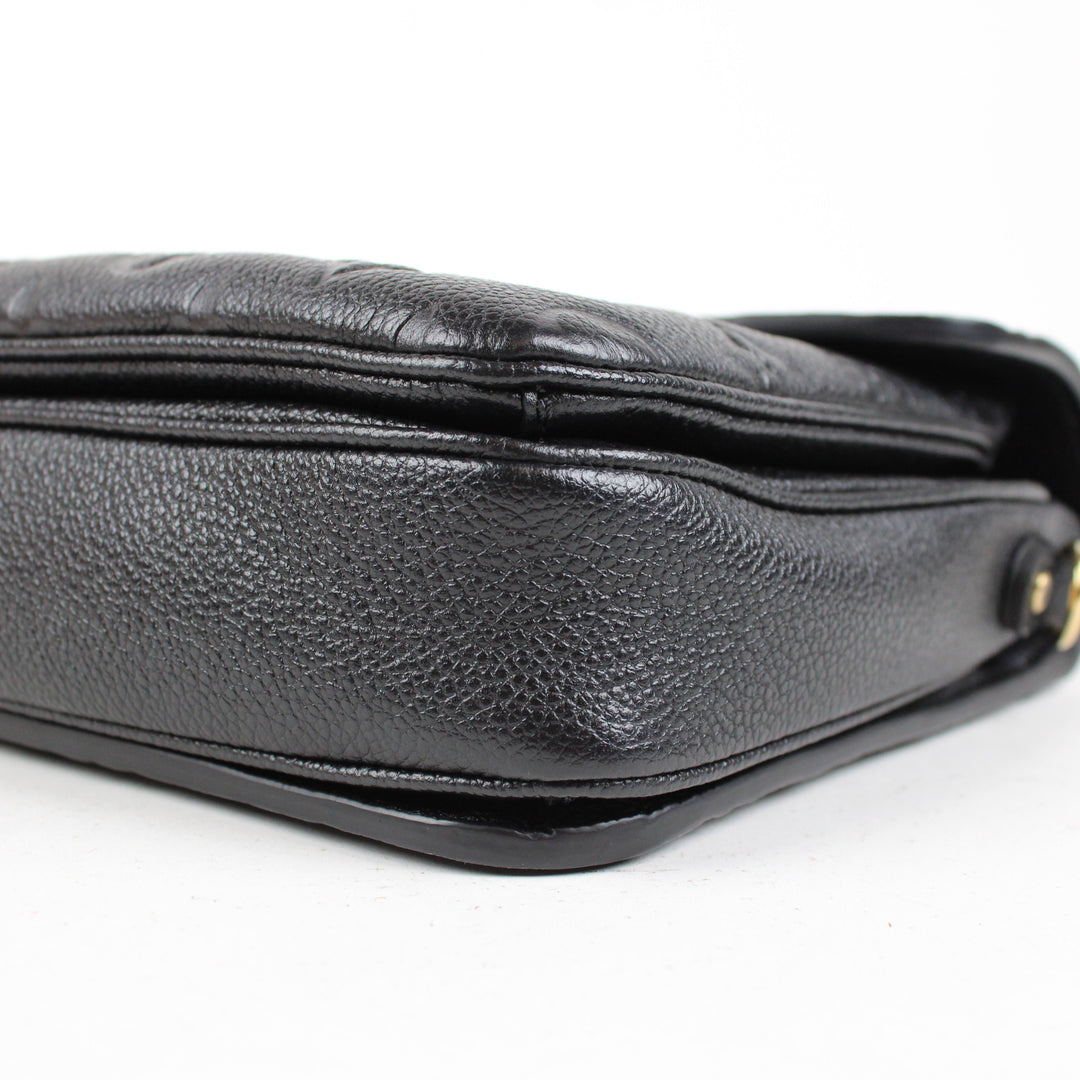 Louis Vuitton Pochette Metis Empreinte