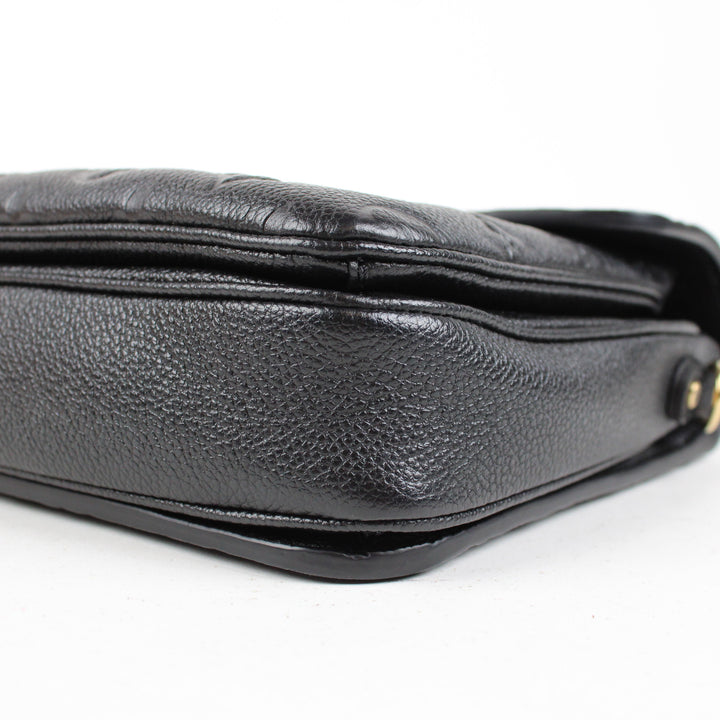 Louis Vuitton Pochette Metis Empreinte