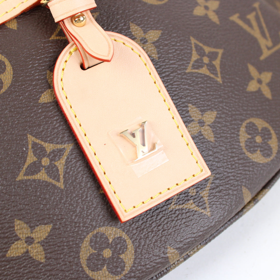 Louis Vuitton Marsupio High Rise