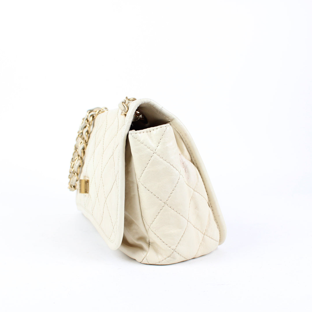 Chanel Reissue 2.55