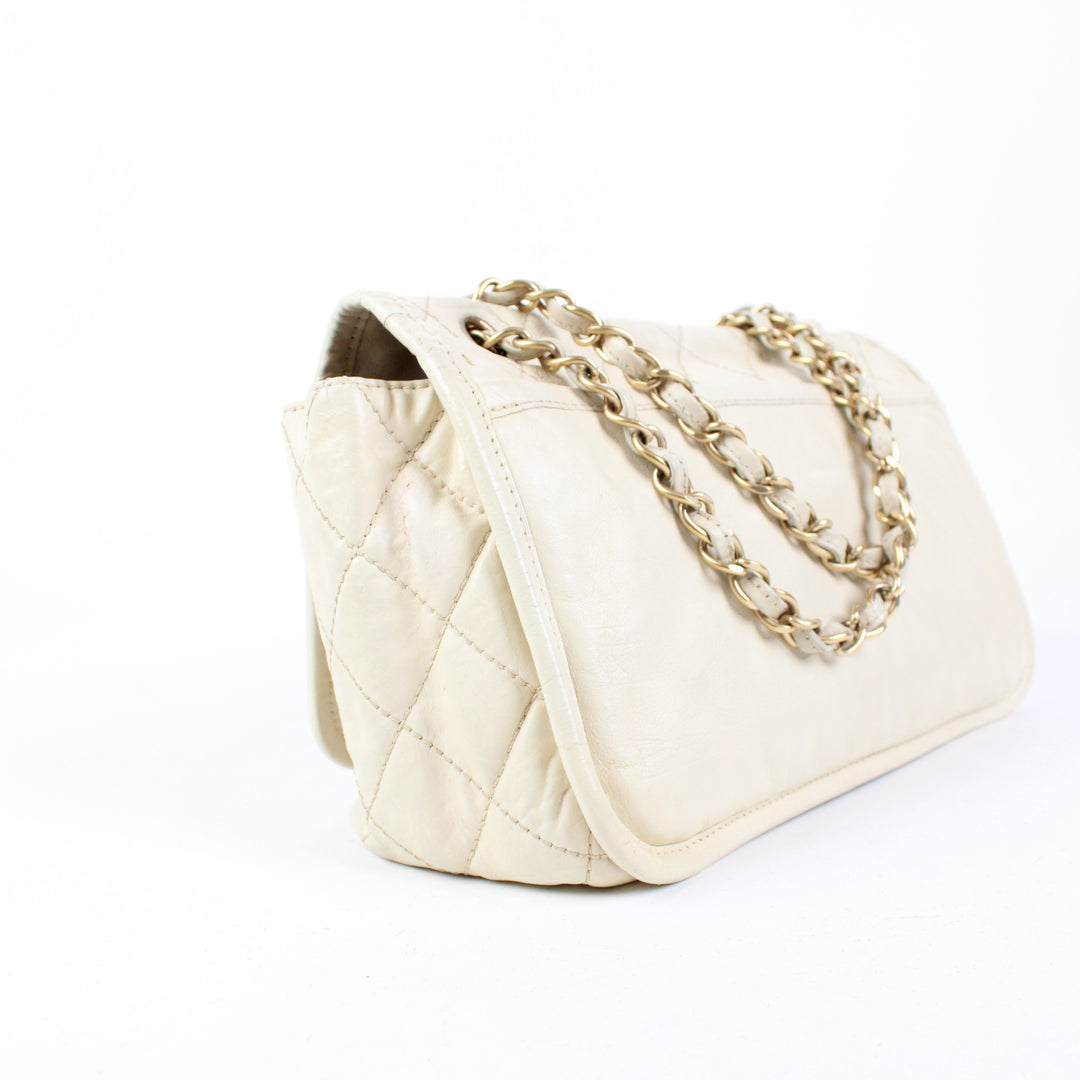 Chanel Reissue 2.55