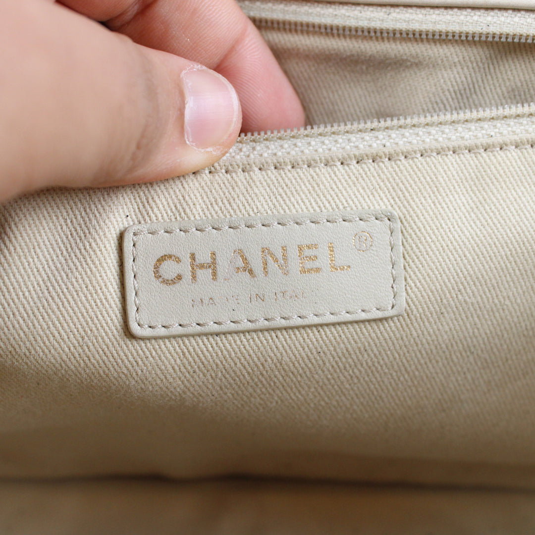 Chanel Reissue 2.55