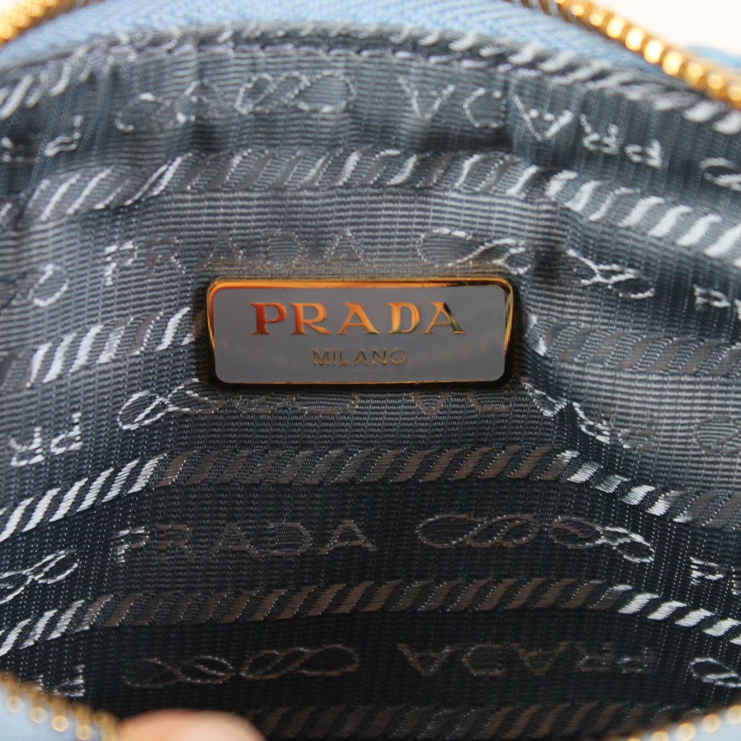 Prada Re-Edition 2005 In Rafia