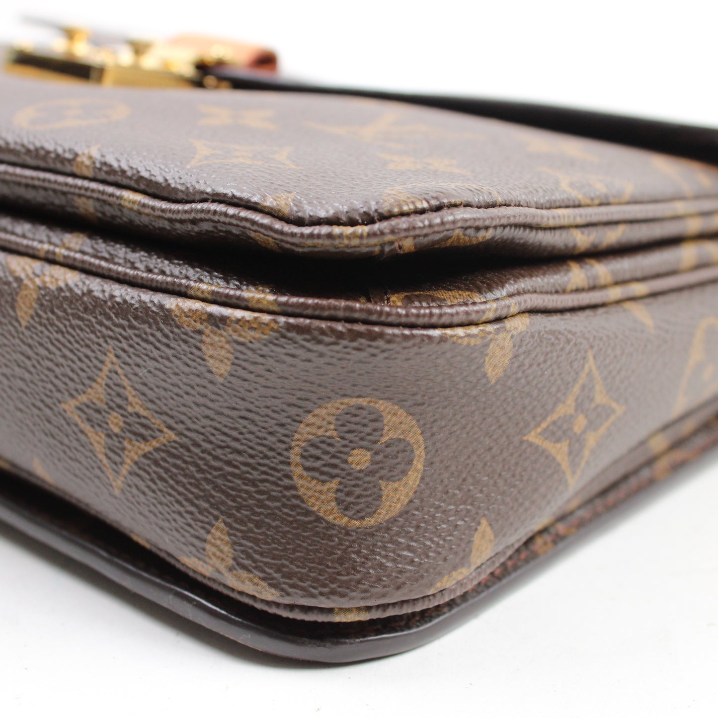 Louis Vuitton Pochette Mètis Monogram