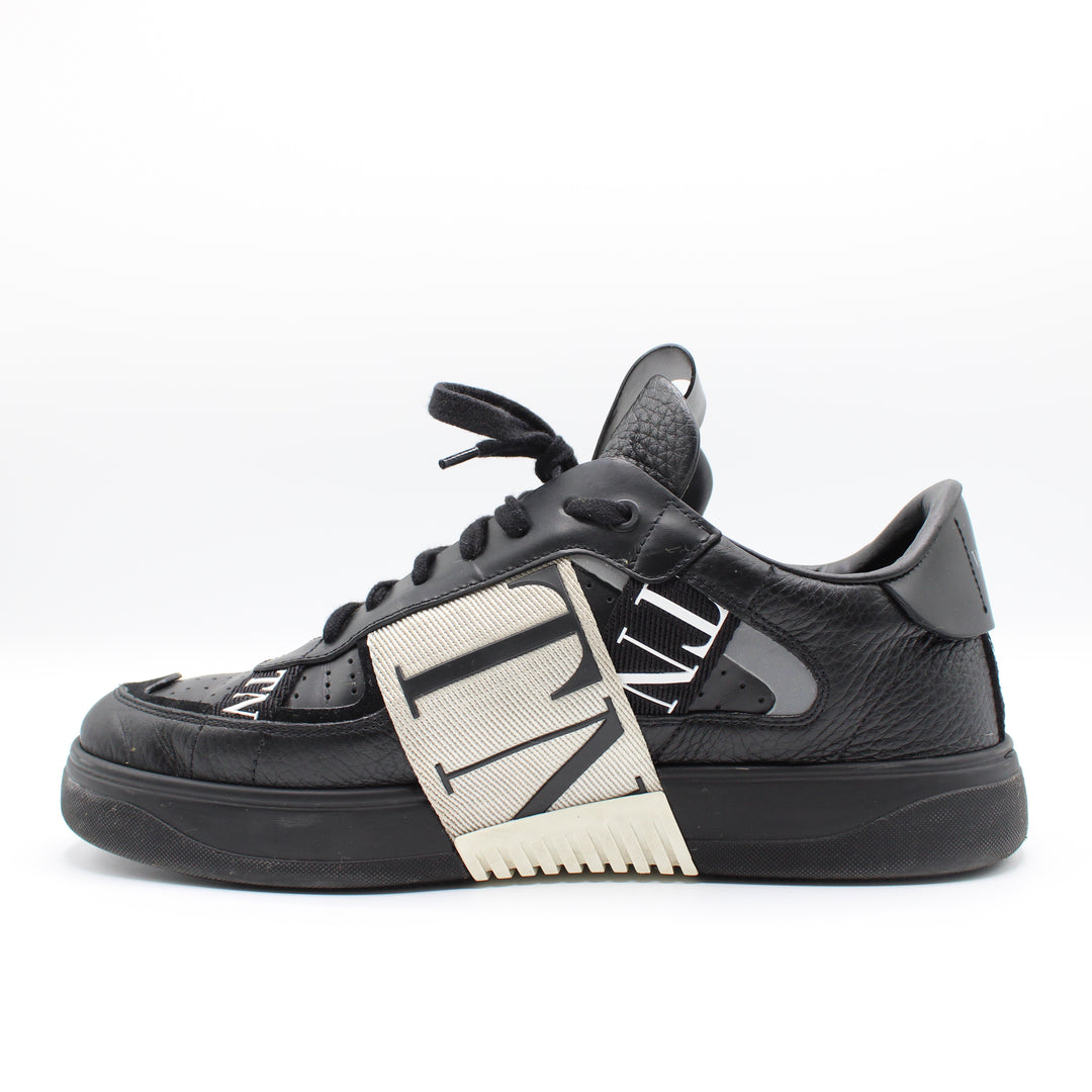 Valentino Garavani Sneakers Size – Luxrieme - Main Image