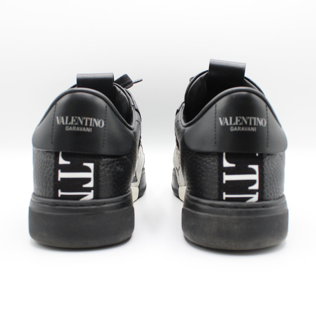 Valentino Garavani Sneakers Taglia 40.5