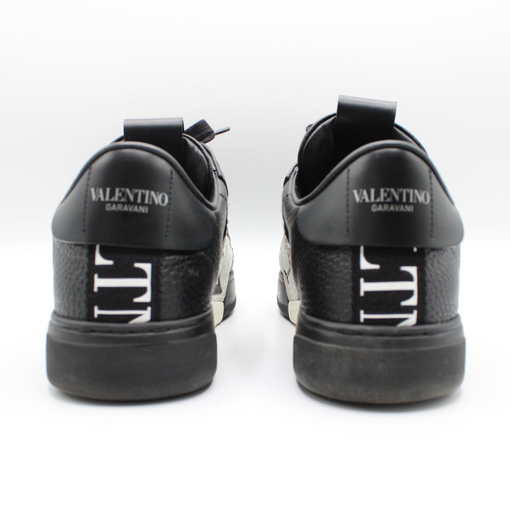 Valentino Garavani Sneakers Taglia 40.5