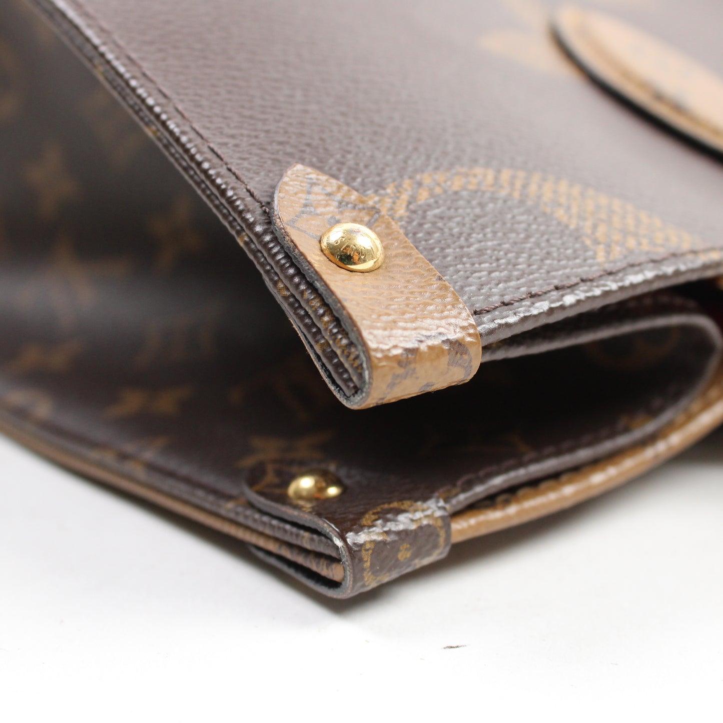Louis Vuitton OnTheGo MM